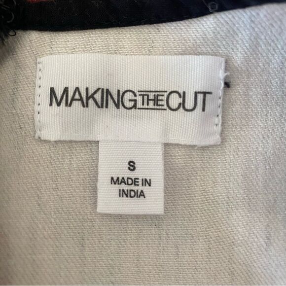 Making The Cut Episode 5 Winning Looks Gary’s Carnival Dress Size Small - Picture 5 of 8